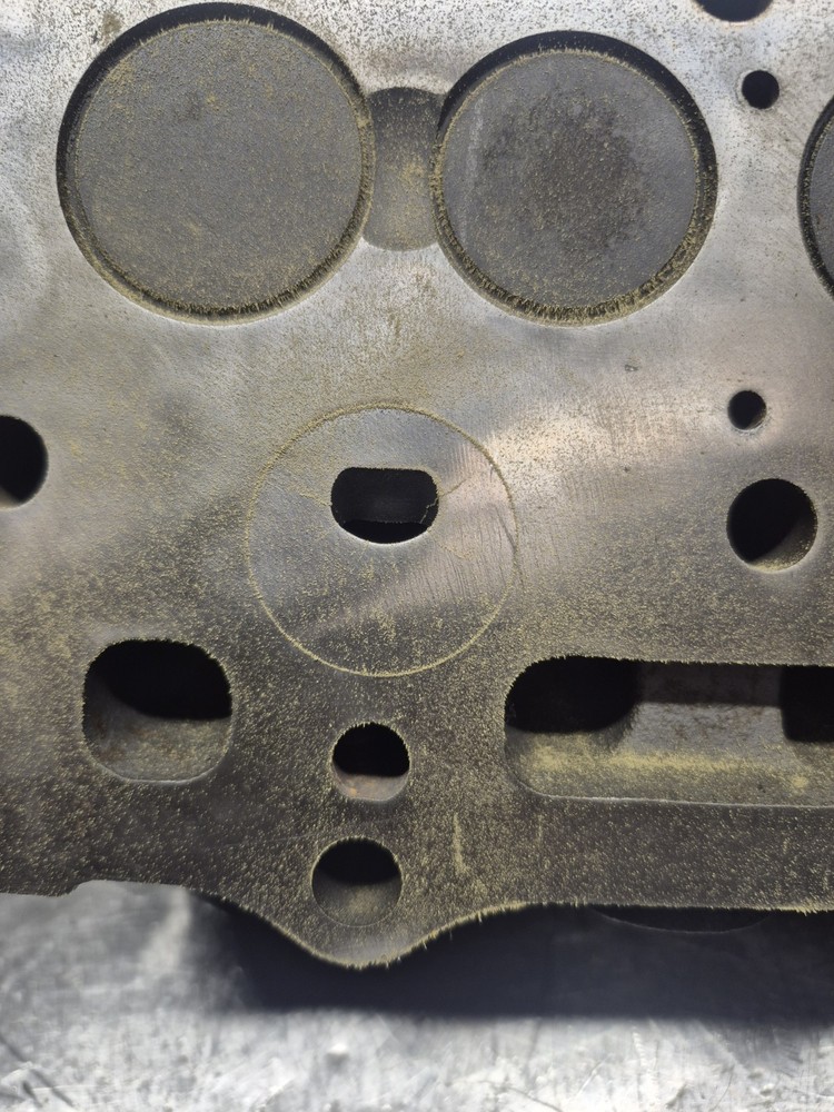 2005 Case 420 Skid Steer Loader Cylinder Head