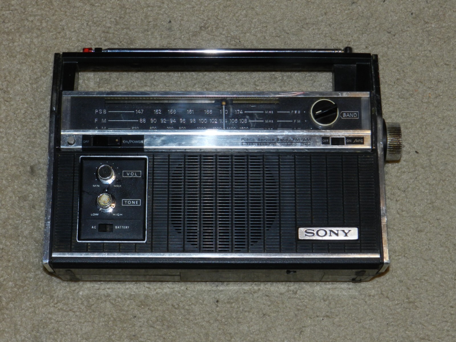 RARE SONY TFM 7400W PORTABLE RADIO PSB/FM/AM TESTED WORKS