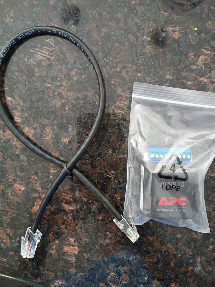 AP9810 APC Dry Contact I/O Accessory