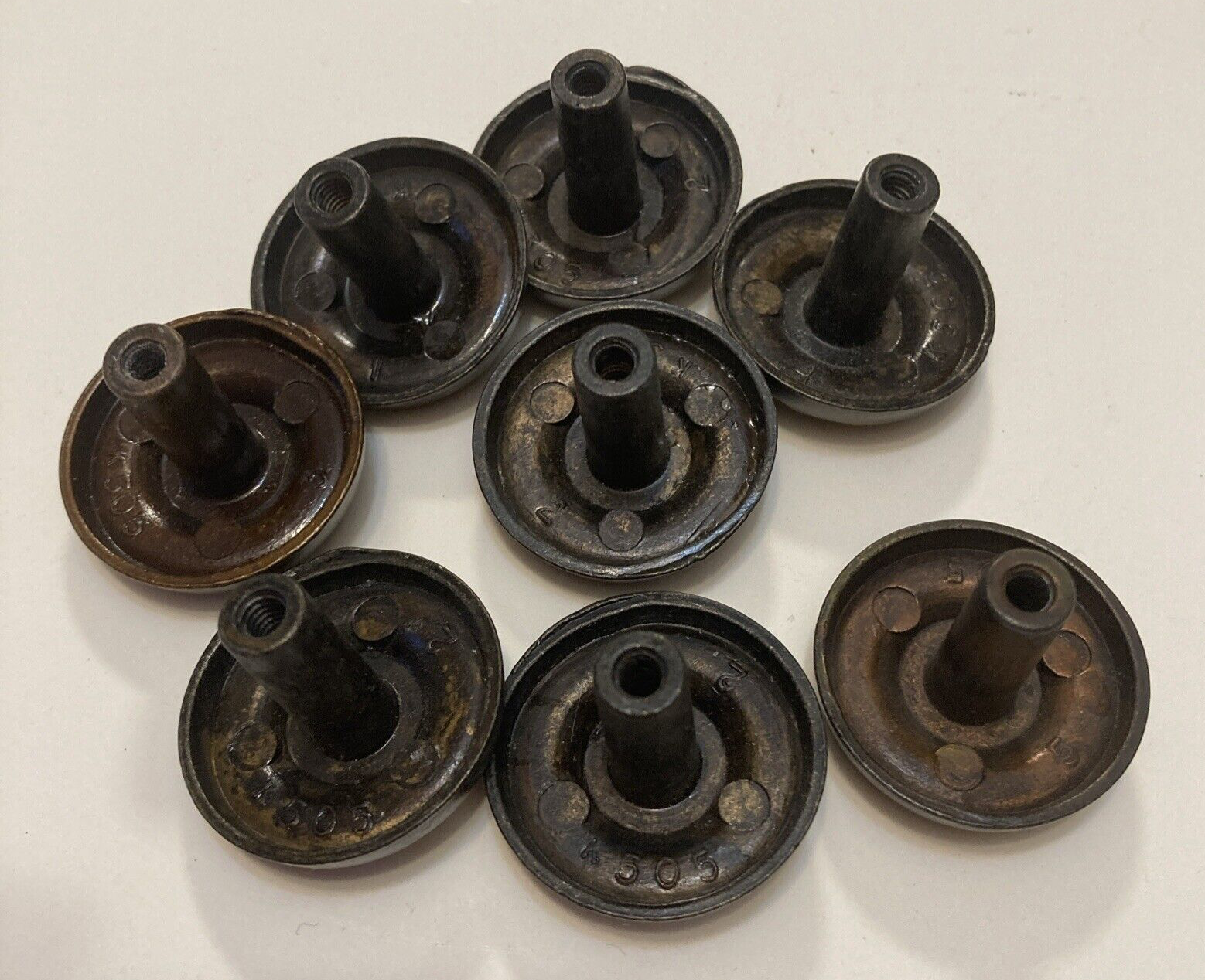 Leaf Border Cabinet Drawer Pulls Knobs 1.25" English Bronze Finish Set of 8