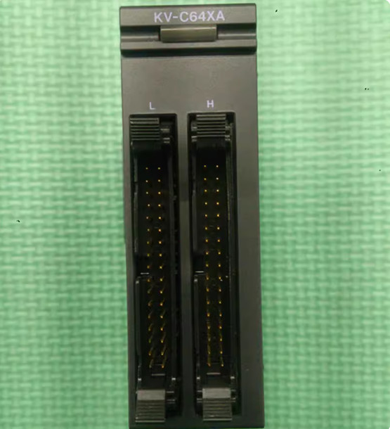 1Pcs Used KEYENCE KV-C64XA