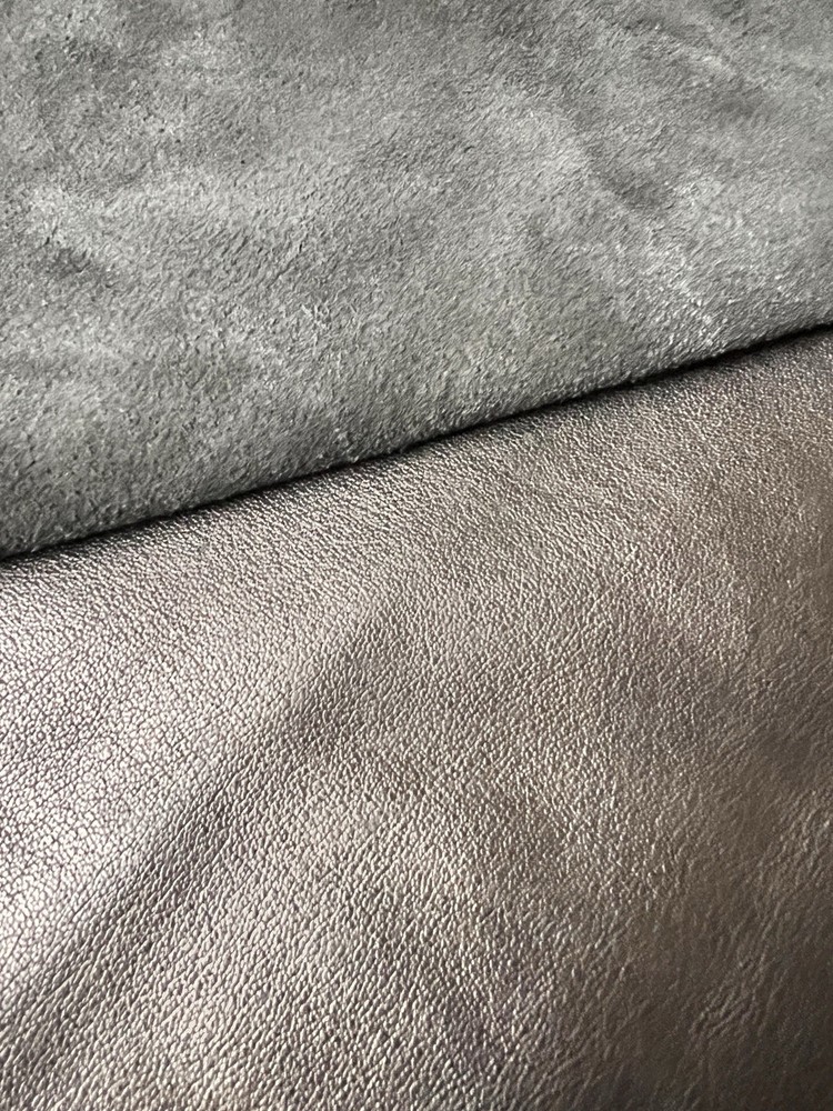 Buffalo Leather / Black Hide / 16 Sqft