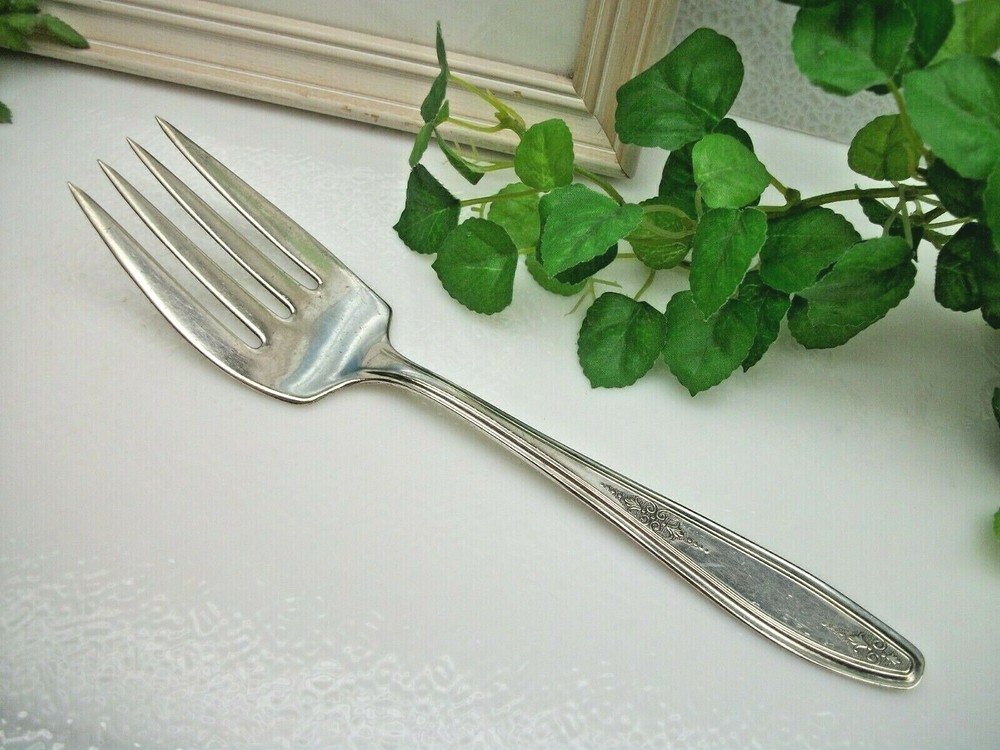 Vintage Diamond Silver ART DECO Silverplate Cold Meat Serving Fork