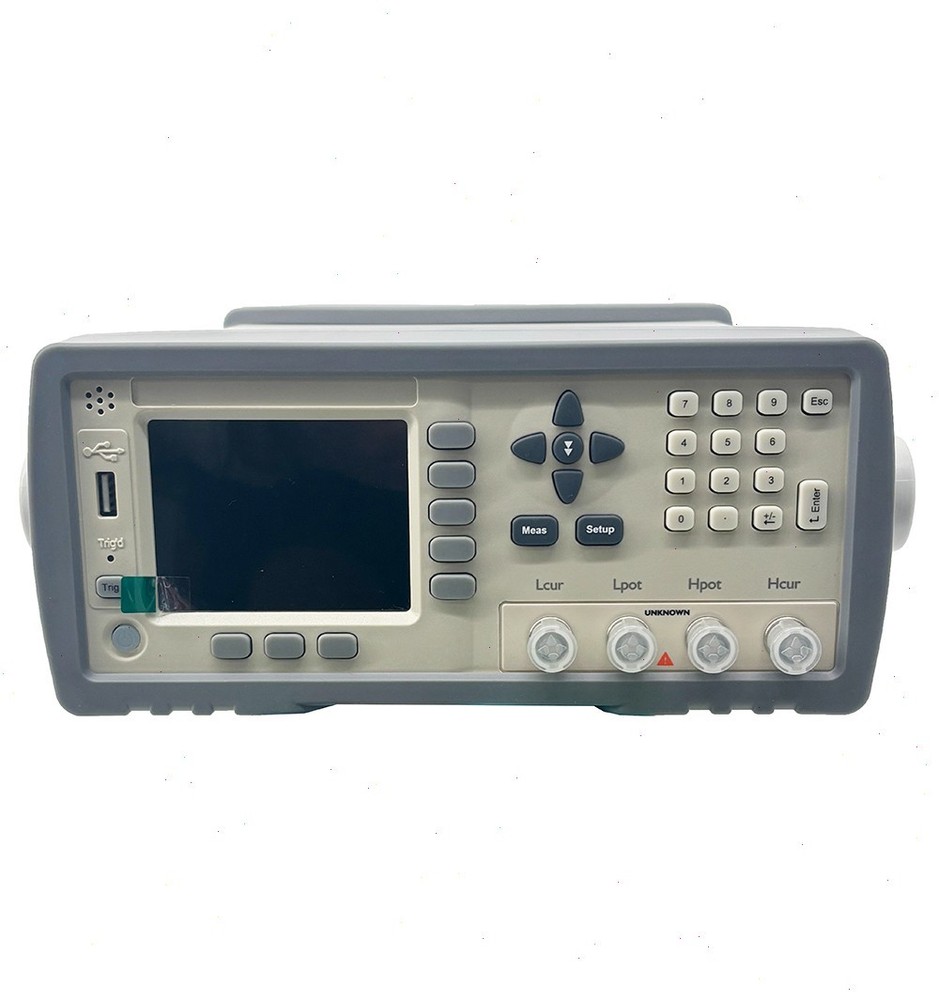 High Frequency LCR Meter with DC BIAS -2.5V~+2.5V (0.5%+0.005V) DCR Function