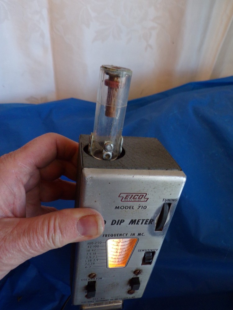 Vintage EICO Model 710 Grid Dip Meter with A-G Coils, HAM Testers
