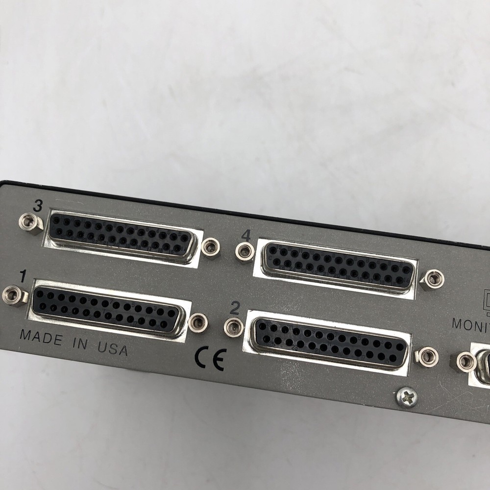 USED BLACK BOX SW722A-R3 SERVSWITCH KVM SECURE SWITCH UNTESTED READ