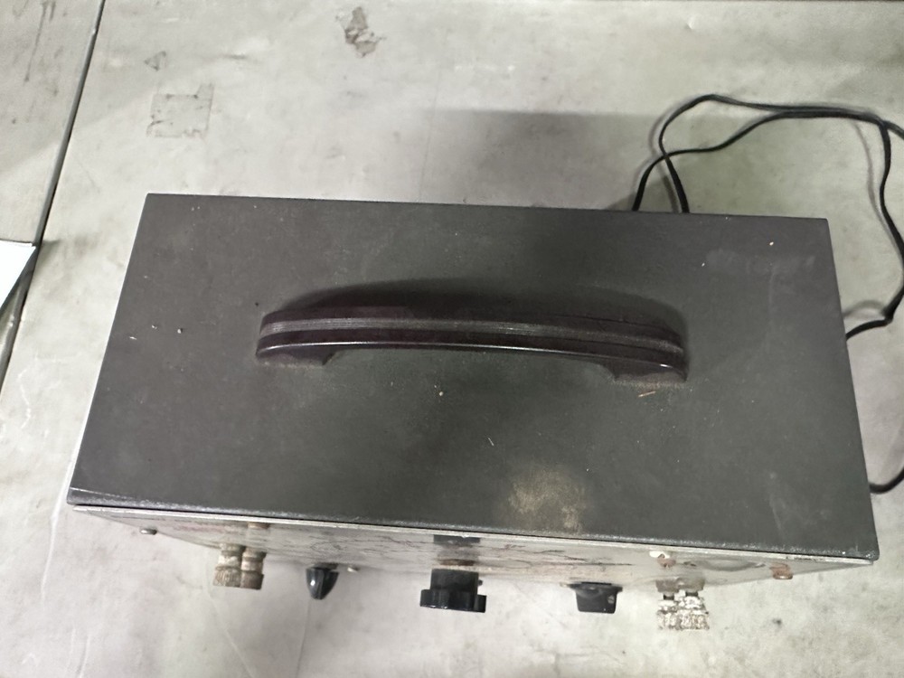 Vintage EICO Model 950B Resistant Capacitance Comparator Bridge