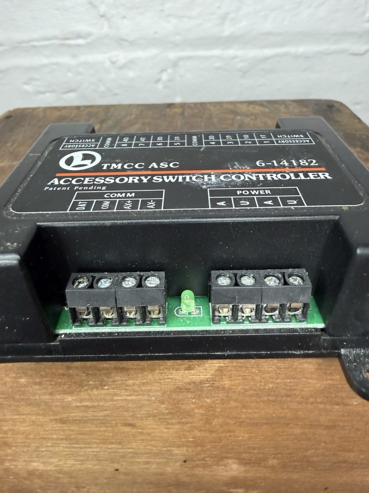 Lionel TMCC Accessory Switch Controller TCC 6-14182 Original Box Lightly Used
