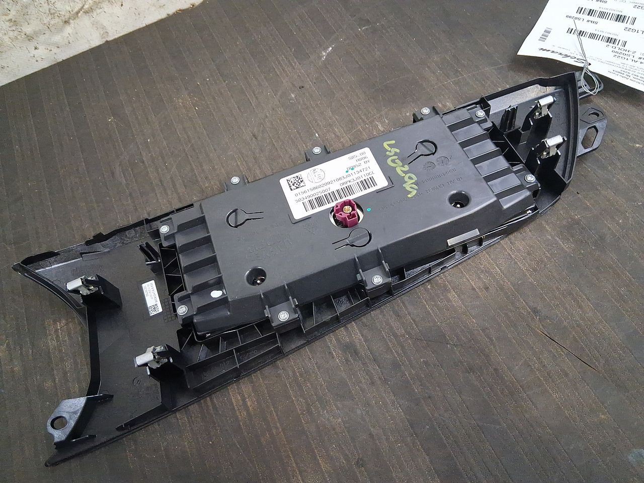 2022 Alfa Romeo Giulia Info-GPS-TV Display Screen 3023014