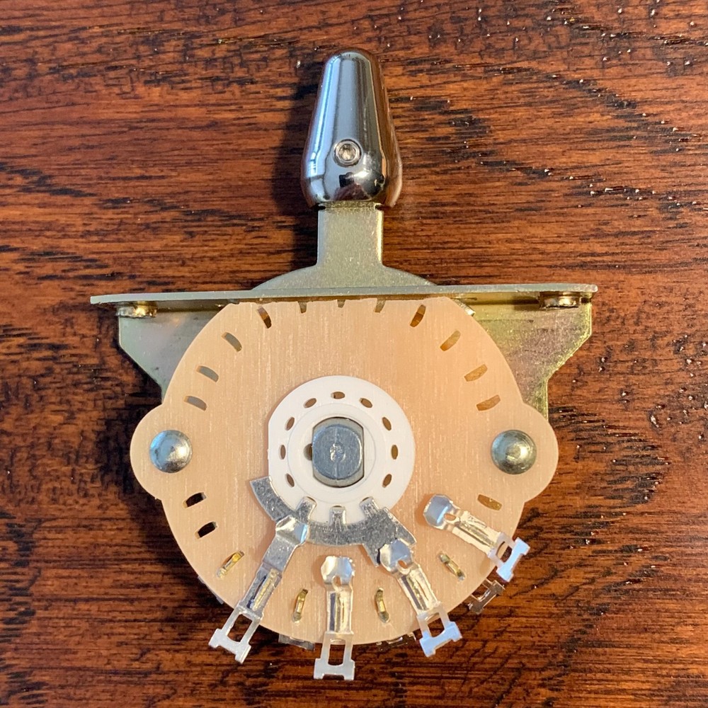 1 x Solid Brass - CHROME Plated / Stratocaster Switch Tip with Set Screw / New