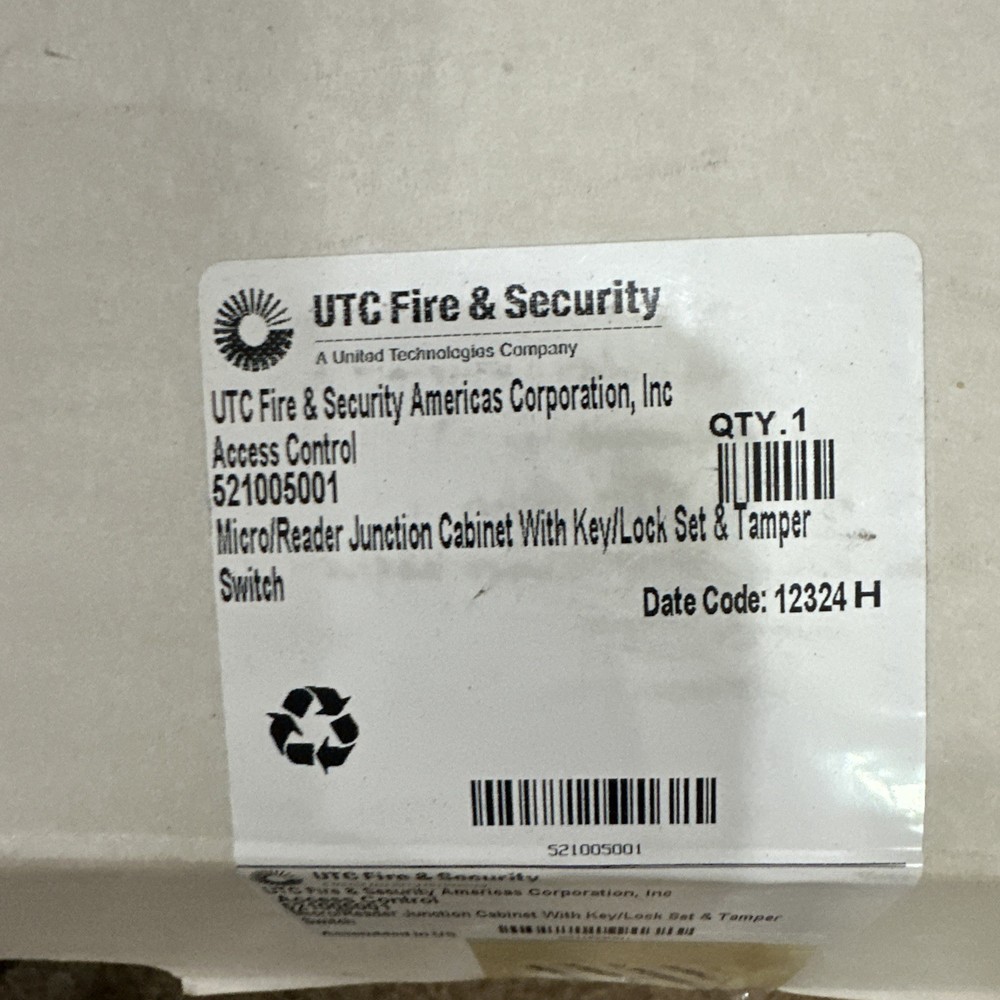 UTC Fire & Security 521005001 Access Control Junction Cabinet + Key/Lock Set