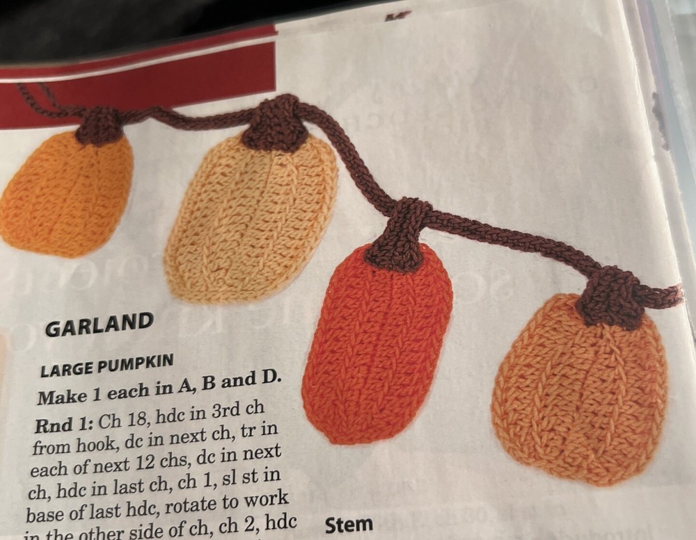 CROCHET ~ “Festive Pumpkin Garland” ~ PATTERN~
