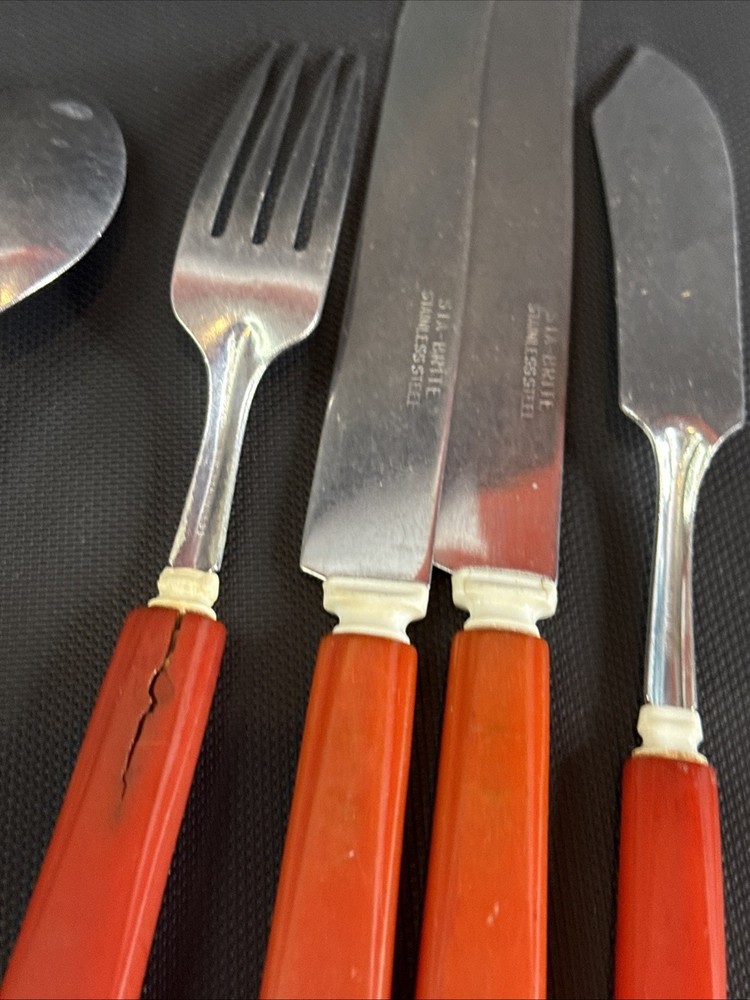 BAKELITE Sta-Brite Cherry Red Handled Silverware Set Spoons Fork Knife Butter