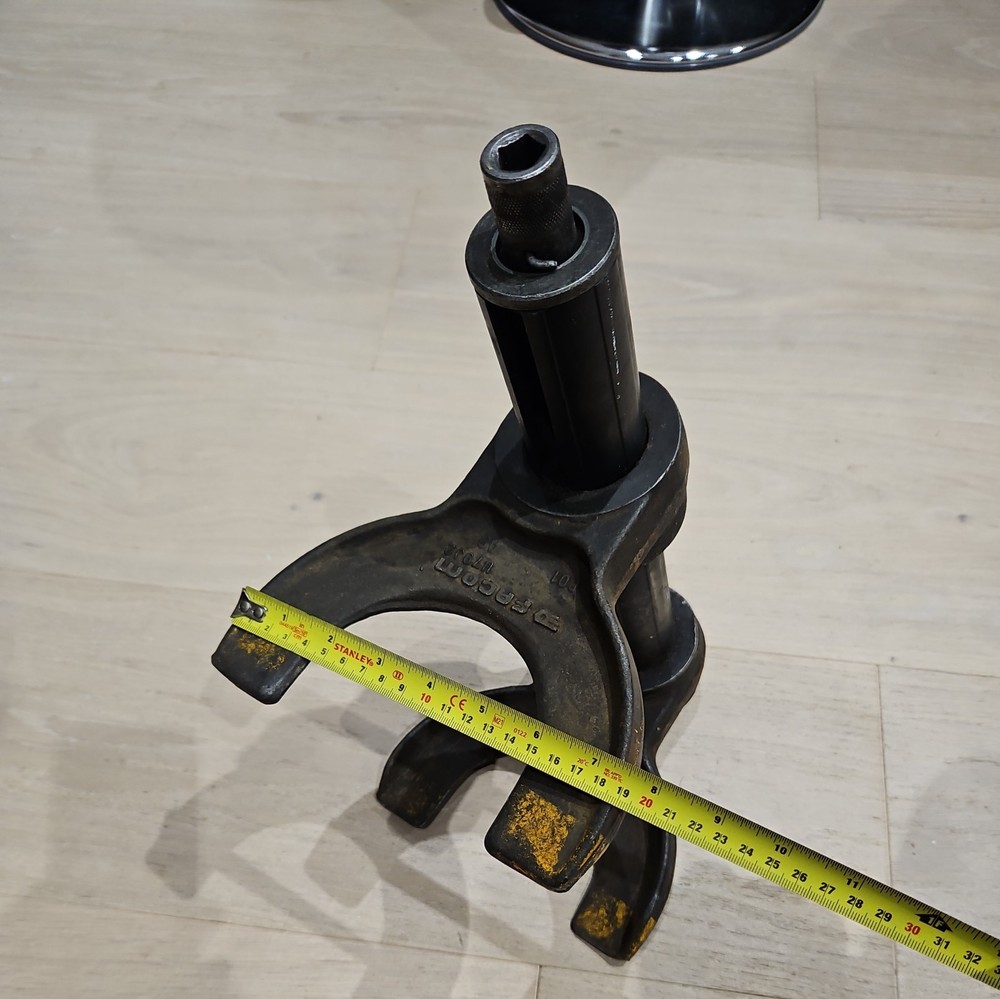 Facom Spring Compressor