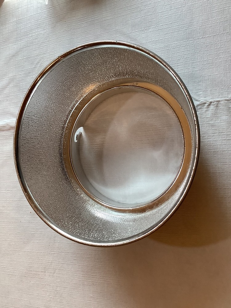 Elinchrom 6”  Reflector