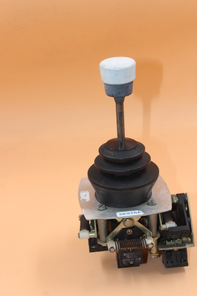 SCHNEIDER JOYSTICK