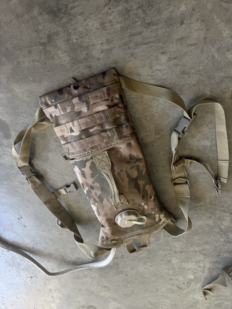 MultiCam Hydration Pouch