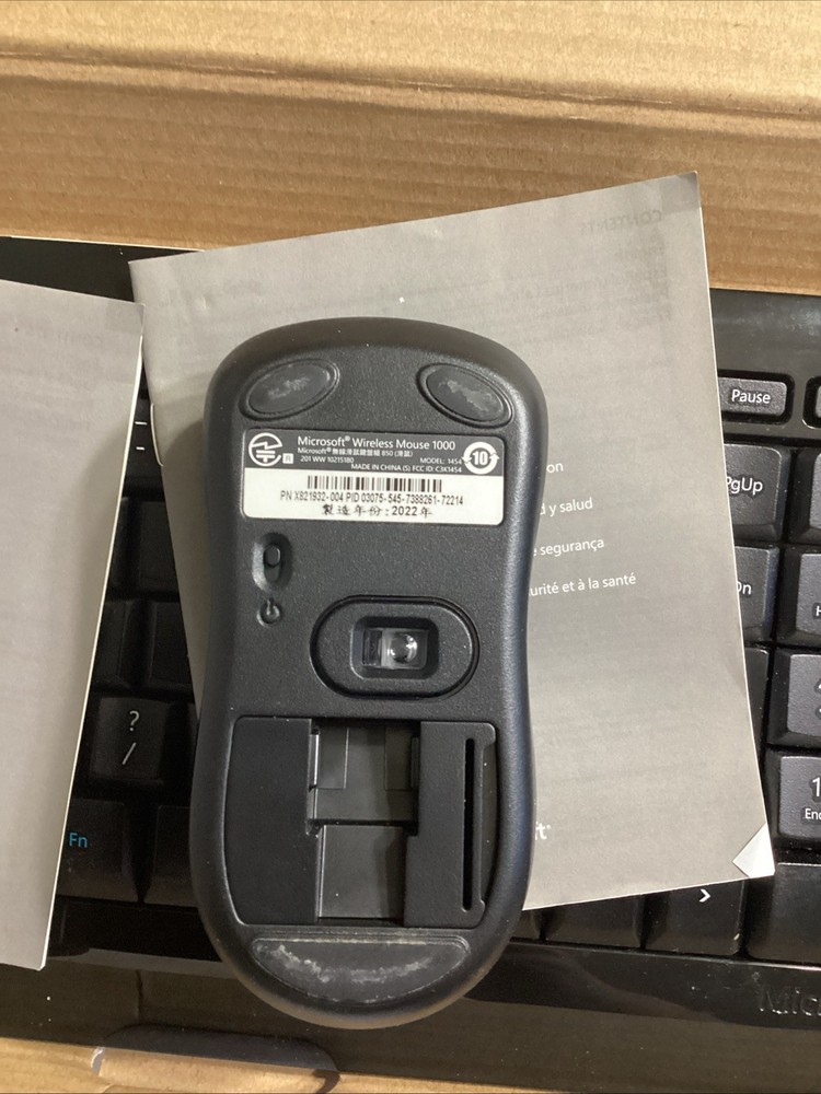 Microsoft Keyboard/Mouse PY9-00001 Desktop 850 Combo Wireless Missing USB