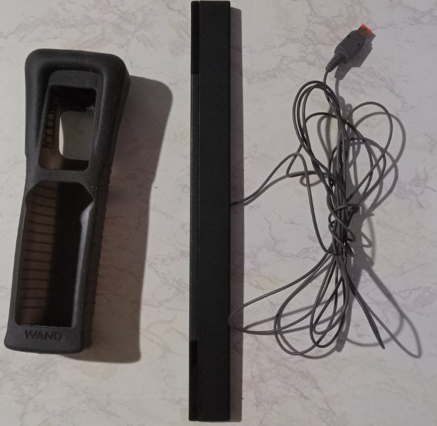Nintendo Wii OEM Black Wired Sensor Bar Bundle with Sleeve