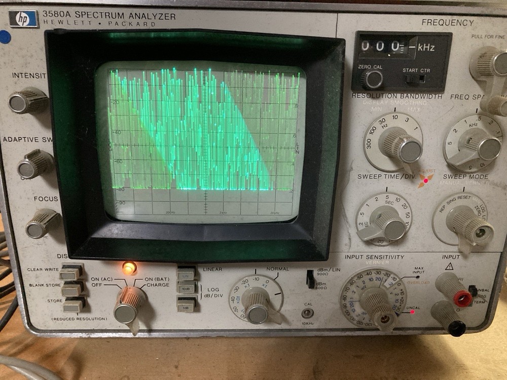 HP Hewlett-Packard 3580A Spectrum Analyzer