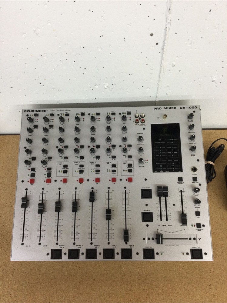 BEHRINGER PRO DJ-MIXER DX1000 Color Silver