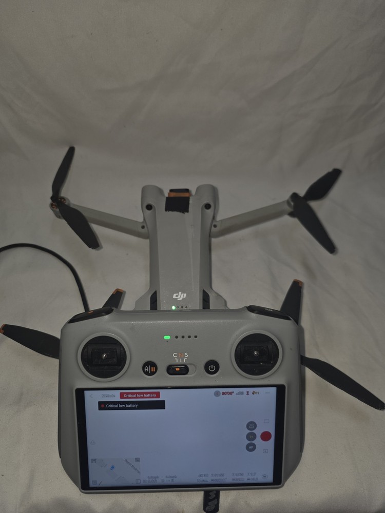 DJI Mini 3 Drone w/ Controller & Case – Video & Zoom Powers On-Gimbals Broken