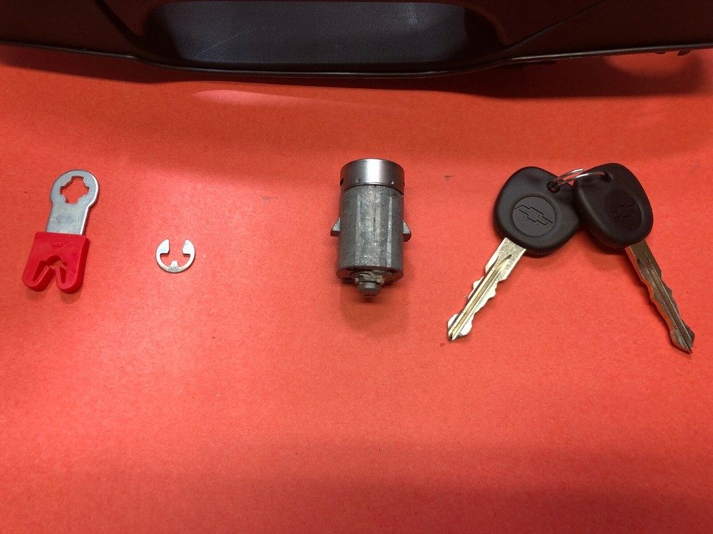 2007-2013 SILVERADO TAHOE DRIVER BLACK DOOR HANDLE & LOCK CYLINDER REPAIR KIT!