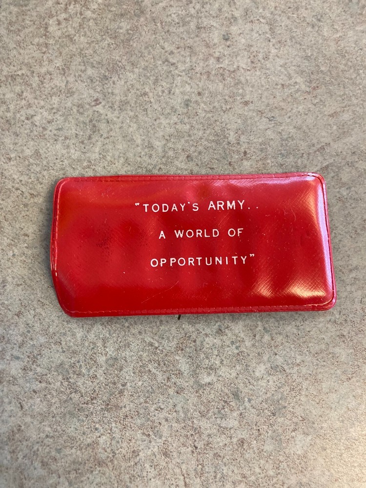TODAY'S ARMY A WORLD OF OPPORTUNITY SEWING KIT