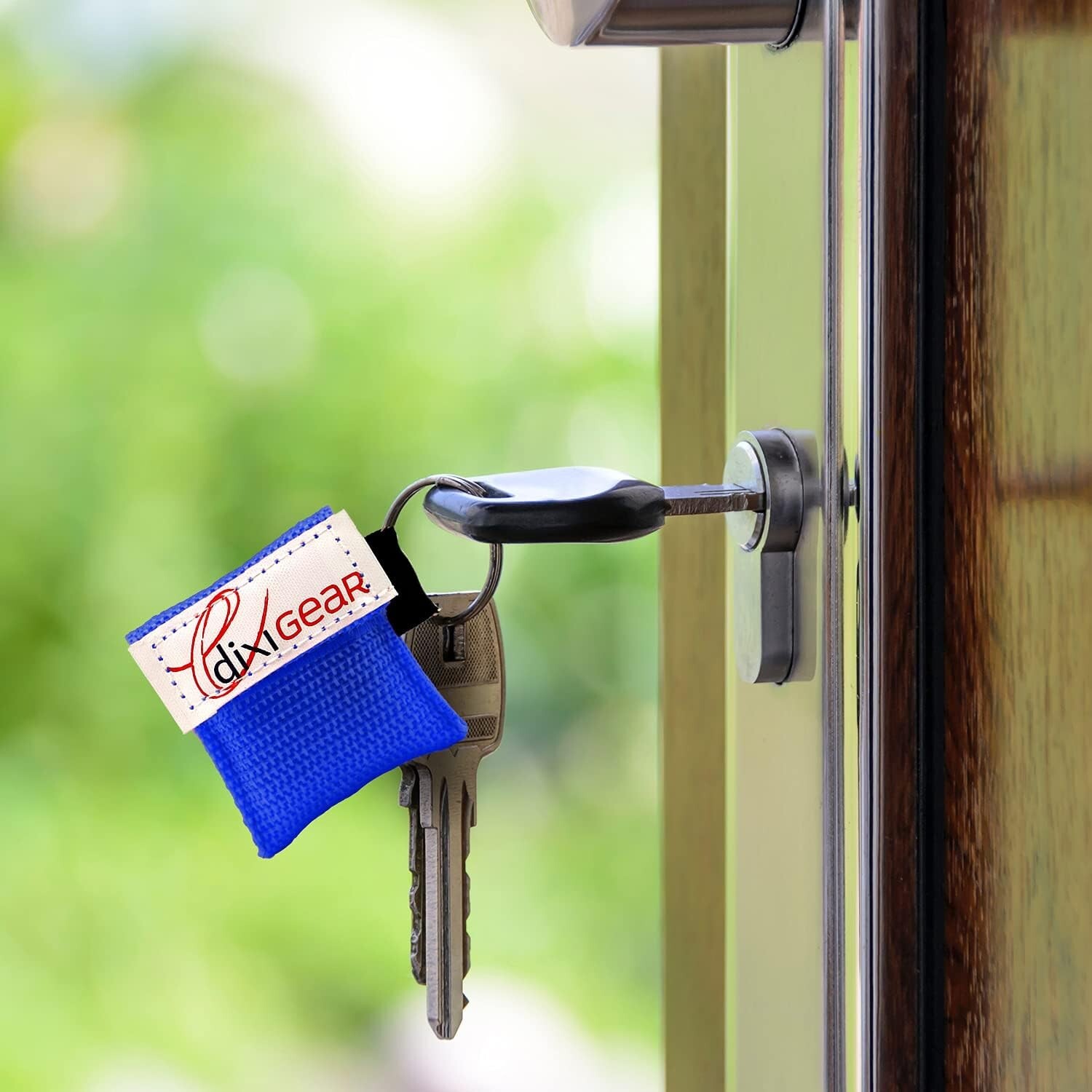 CPR Mask with Keychain Emergency Face Shield with One-Way Valve Blue - 100 Pack
