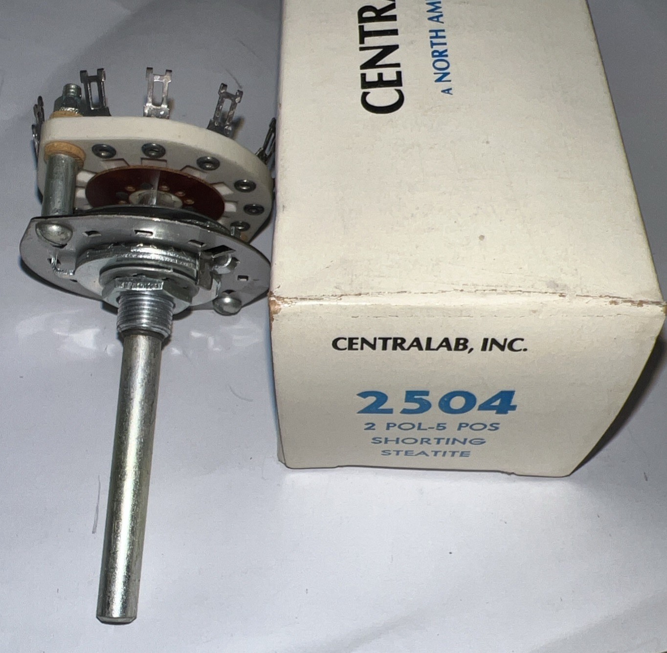 Centralab 2504 2-pole, 5-position Shorting Steatite Rotary Switch New in Box