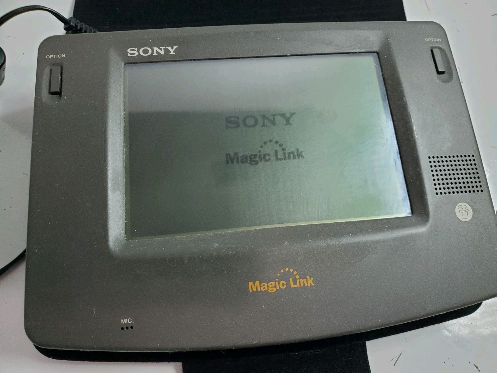 Sony PIC-1000 Magic Link With Power Adapter & Cover - Tested Working
