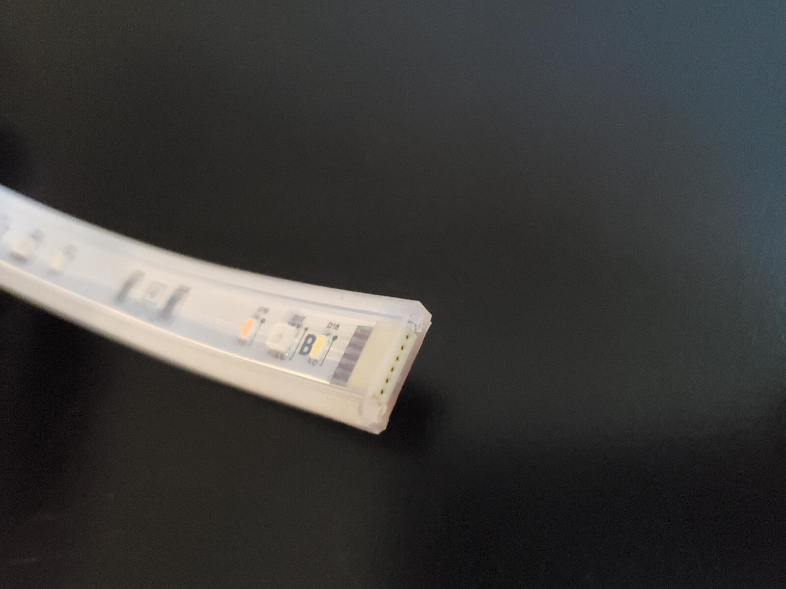 Philips Hue Lightstrip Plus V4 2m (80") Extension