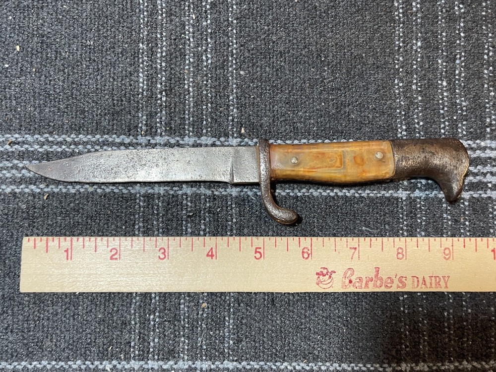 Fixed Blade Knife with Sheath !!!