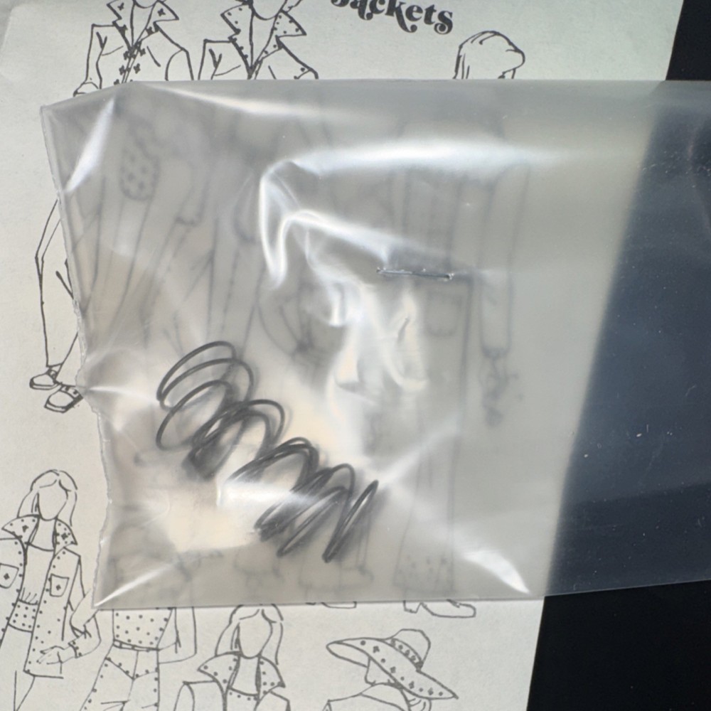 BeDazzler Rhinestone Stud Setter 4 Plunger Sizes.Patterns, Accessories open box