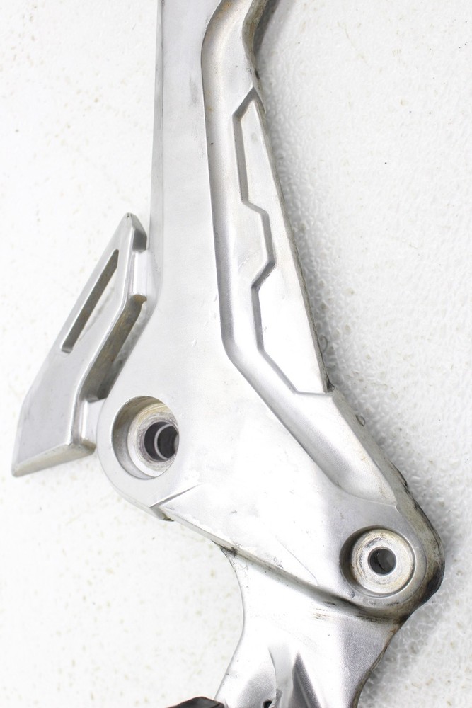 17-21 HONDA GROM 125 LEFT FRONT FOOT REST PEG STEP