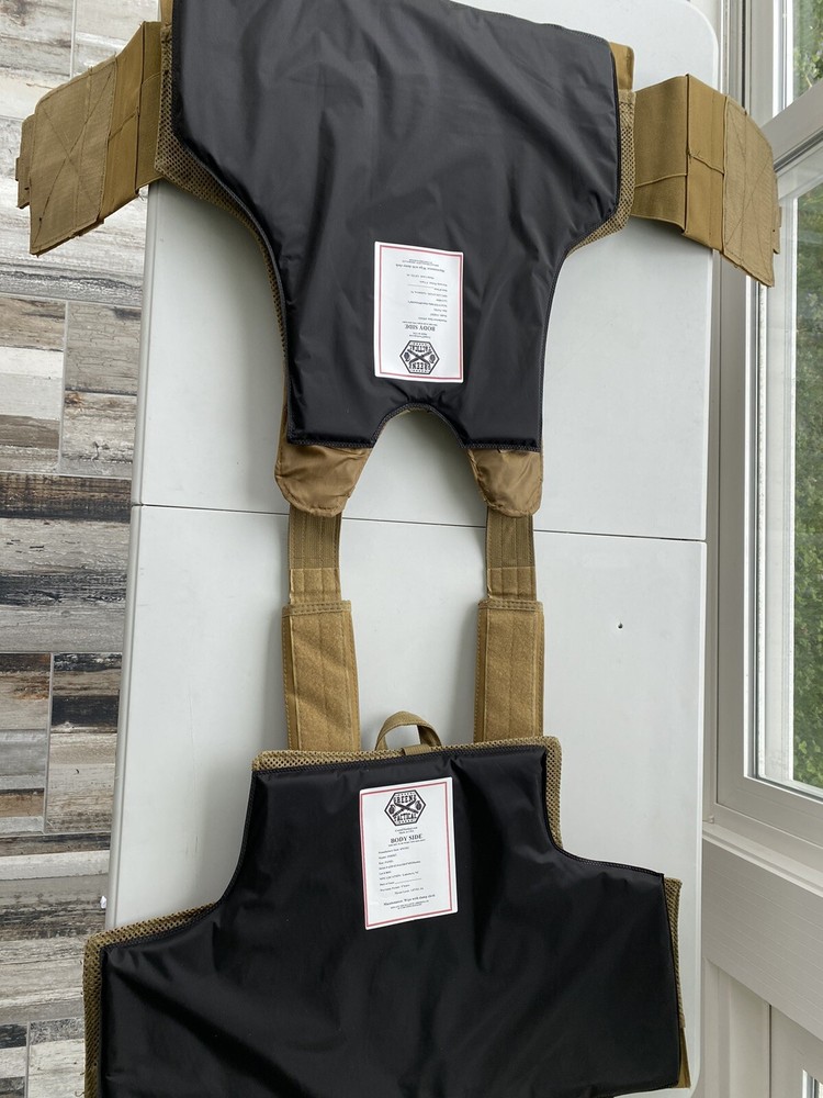 Green2 Tactical Black Vest With Level 3a Soft Armor Inserts