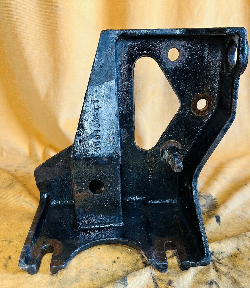International Front Frame Horn