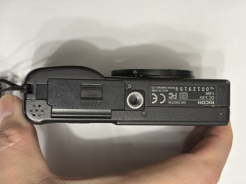 Compact digital camera RICOH GR DIGITAL 11192