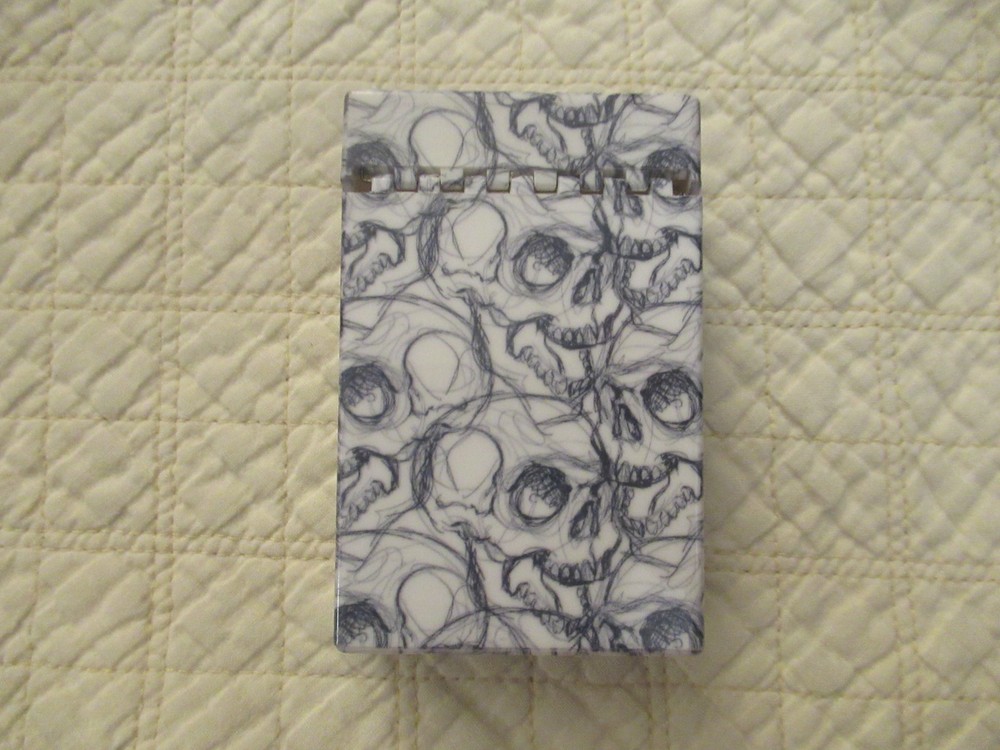 Skulls Cigarette Pack Holder