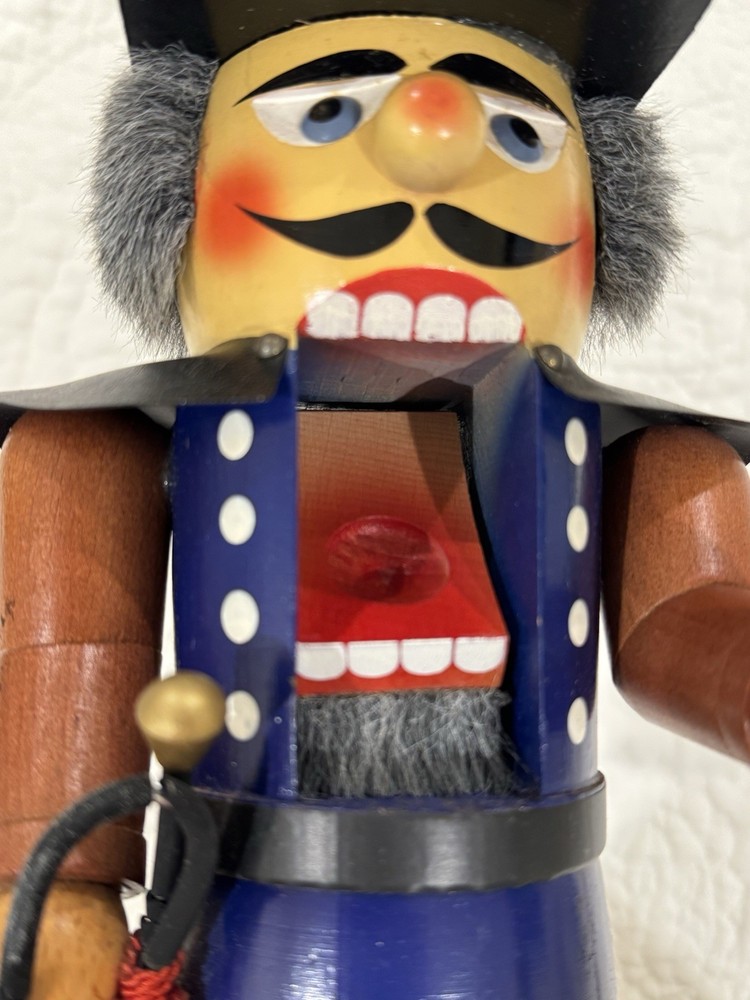 Steinbeck (likely) Nutcracker Guard Soldier 15.5 Inch
