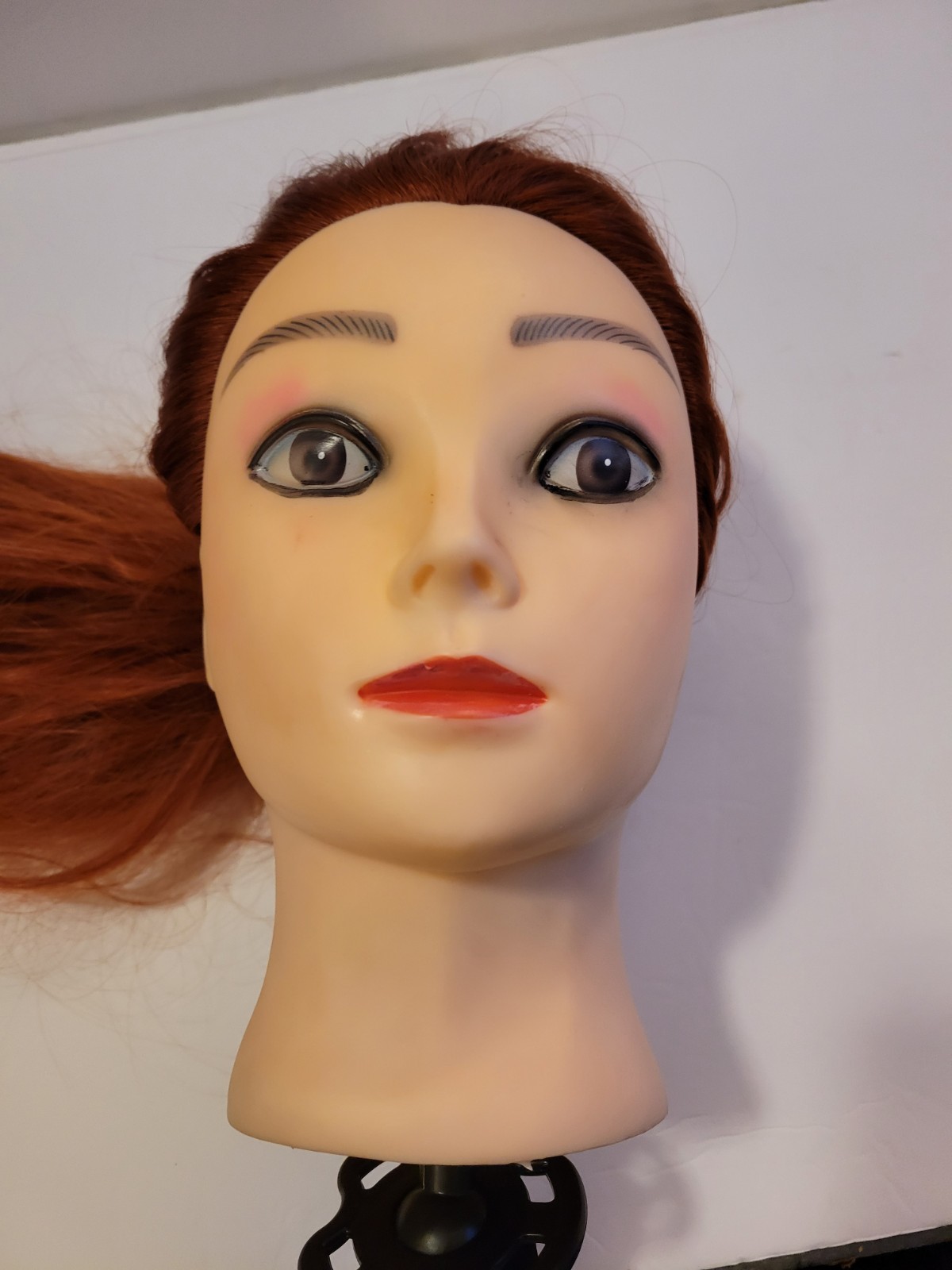 Cosmetology training Head With Long Red Brown Hair For Styling Training Practice