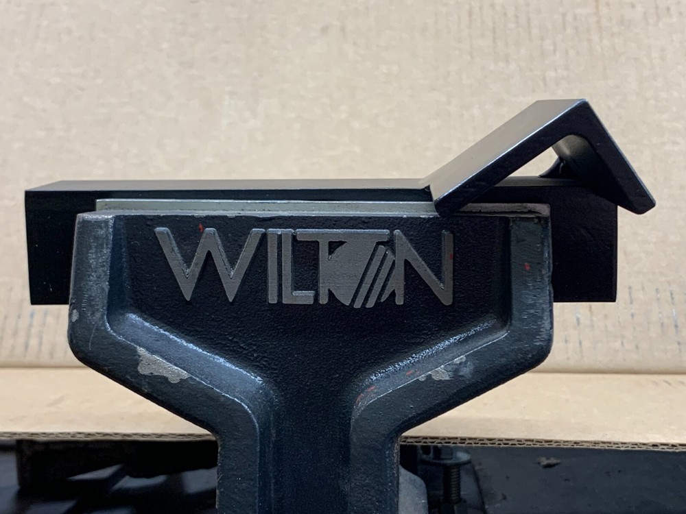 Blacksmith Vise Wedge Animal Head Working Tool Anvil 45° Offset Point