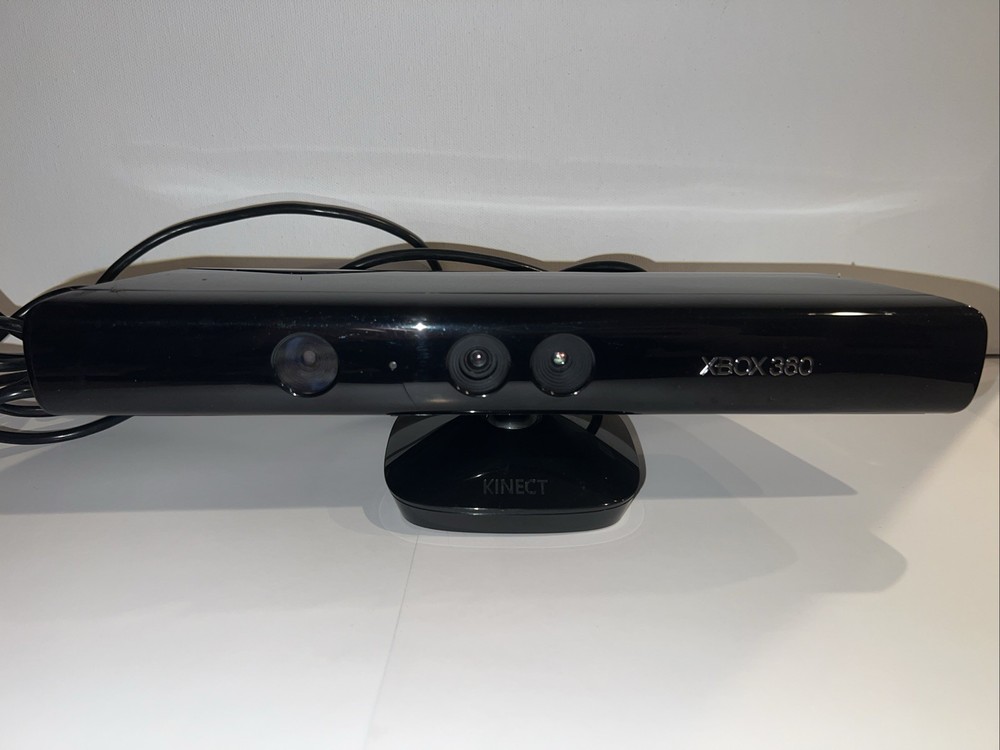 Xbox 360 Kinect Adventures Bundle CIB Microsoft LPF-00004