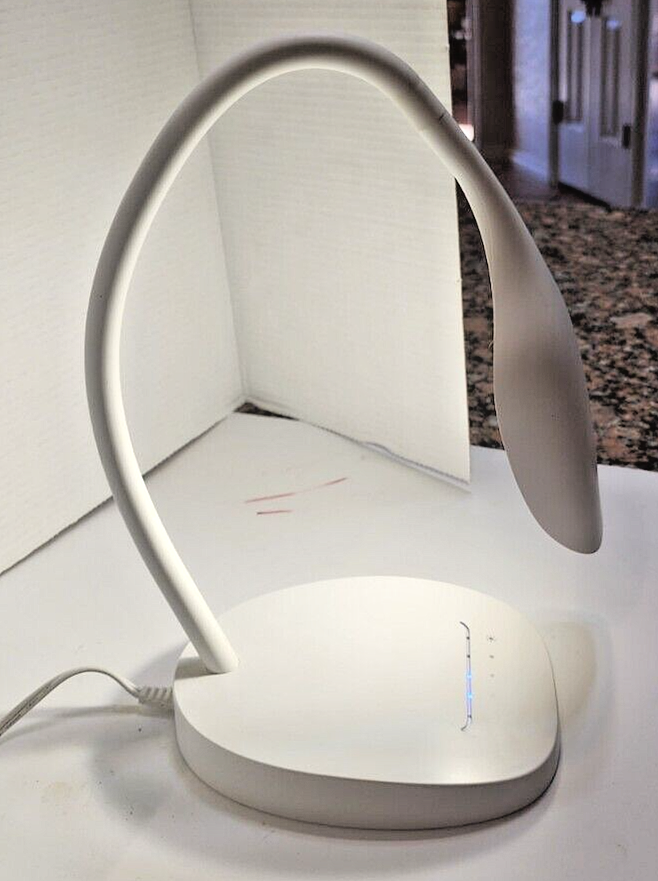 WHITE LED CONNECTOR TABLE DESK LAMP/ ADJUSTABLE / BRIGHT TOUCH SENSITIVE