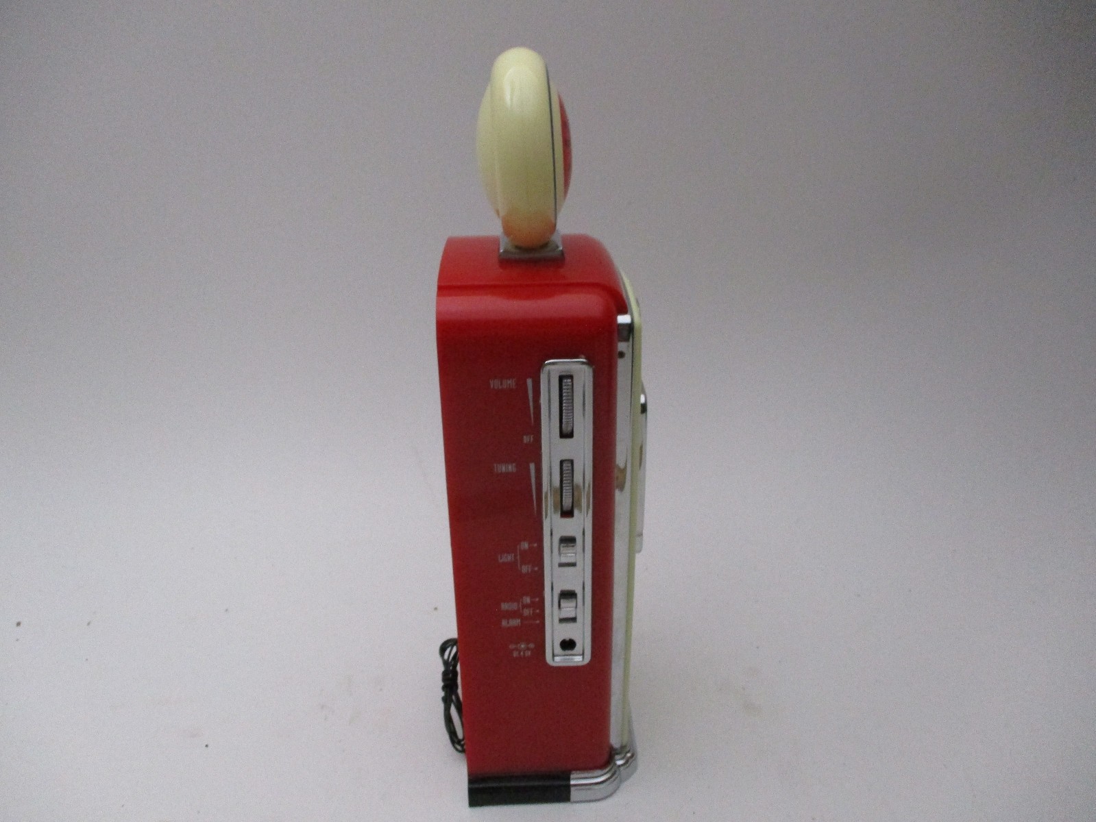 Vintage Gasoline Gas Petrol Pump Alarm Clock Radio AM/FM Boxed New In Box