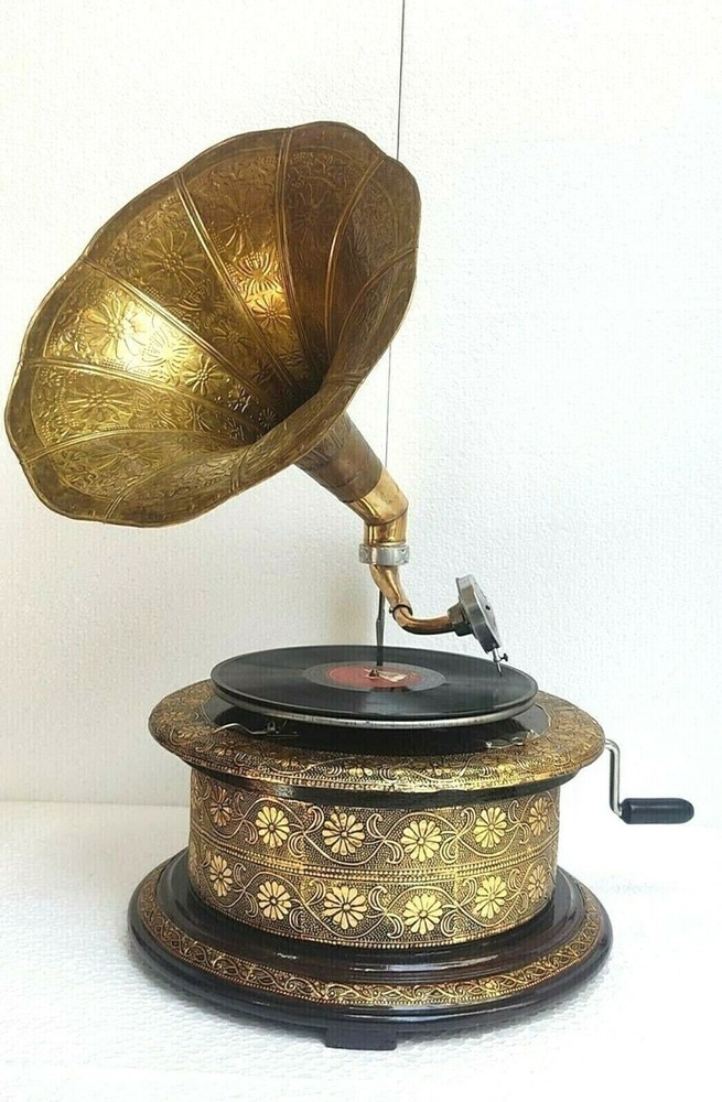 Antique Gramophone, Fully Functional Working Phonograph, win-up record player
