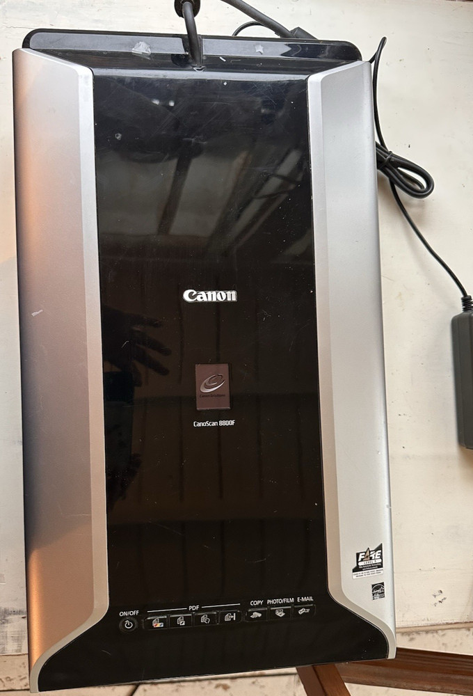 Canon CanoScan 8800F Flatbed Scanner