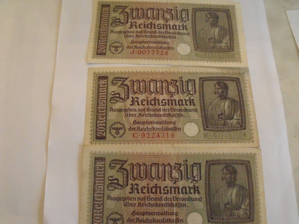 (8) German 20 Reichsmarks currency