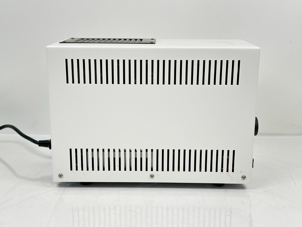 Zeiss Illuminator Fluorescence Microscope Light Source HXP 200 C 435716