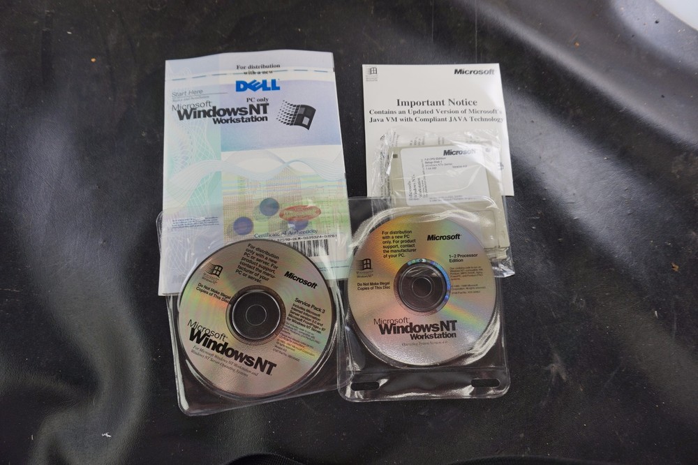 Windows NT Server Vers 3.0 / Windows NT Workstation 4.0 CD Media